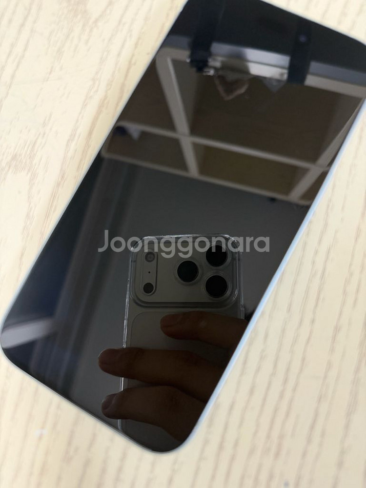 아이폰 15 128기가 블루 판매합니다--12