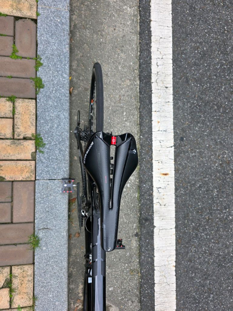 트렉 도마니5.2 카본로드 이미지