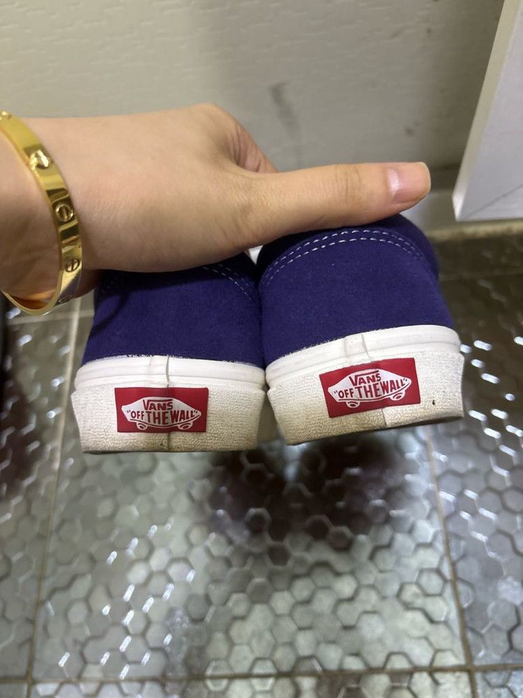 반스운동화 이미지