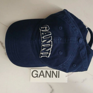 가니 GANNI 여성 볼캡 신상 새상품