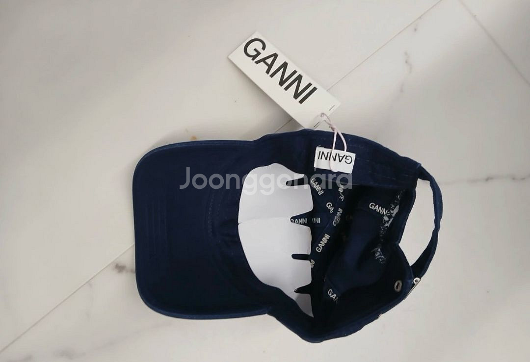 가니 GANNI 여성 볼캡 신상 새상품--1
