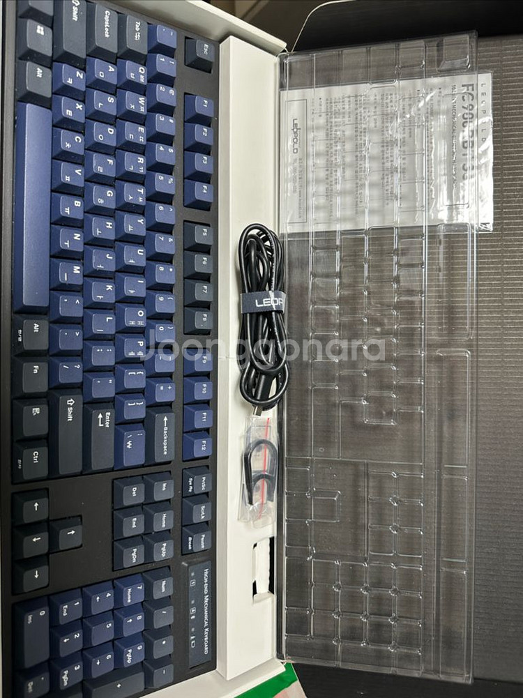 레오폴드 FC900RBT 저소음 적축 104키--0