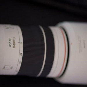 Canon RF70-200 F4