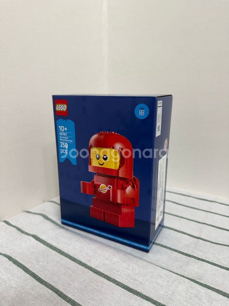 레고 40767 대형 아기 우주인 미개봉--0