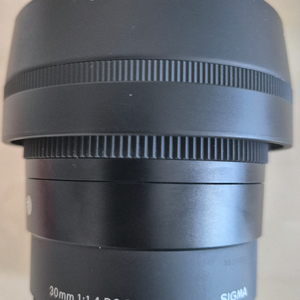 시그마 30mm F1.4 소니 E마운트 + 필터