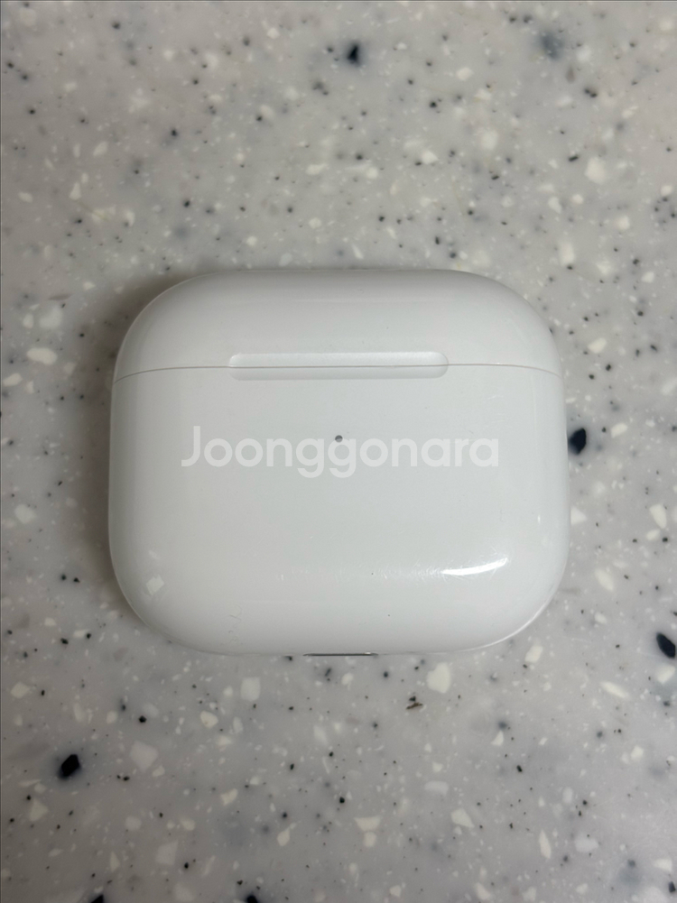 에어팟3세대 본체 상태짱짱급 급처!!--0