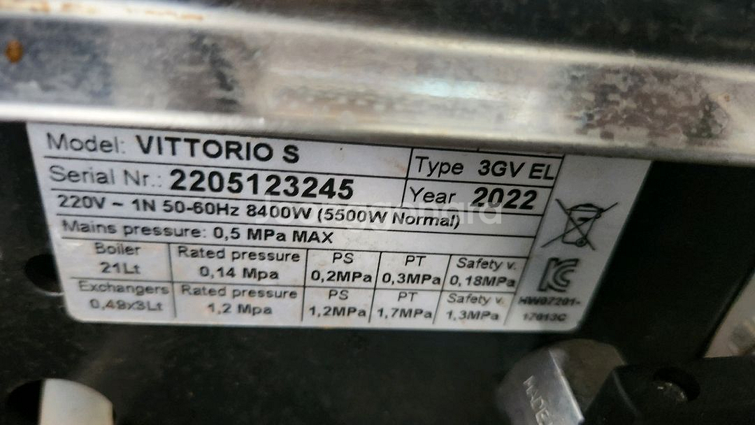 BFC 발레룬가 V2 커피머신 3그룹--7