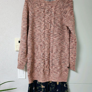 써스데이아일랜드 니트 원피스