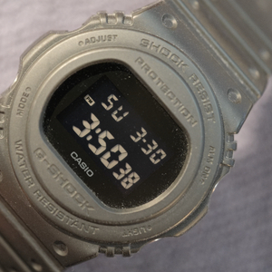 지샥 5700bb