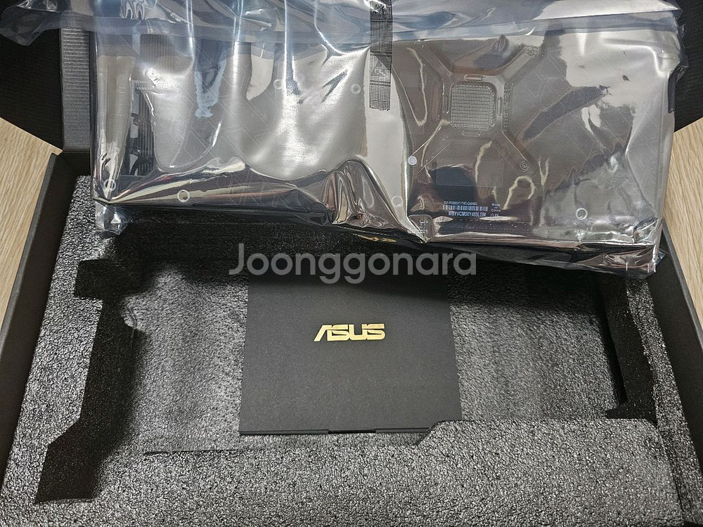 ASUS RX 6900 XT 16G 미사용 제품--4