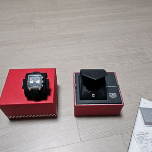 태그호이어 모나코 판매합니다