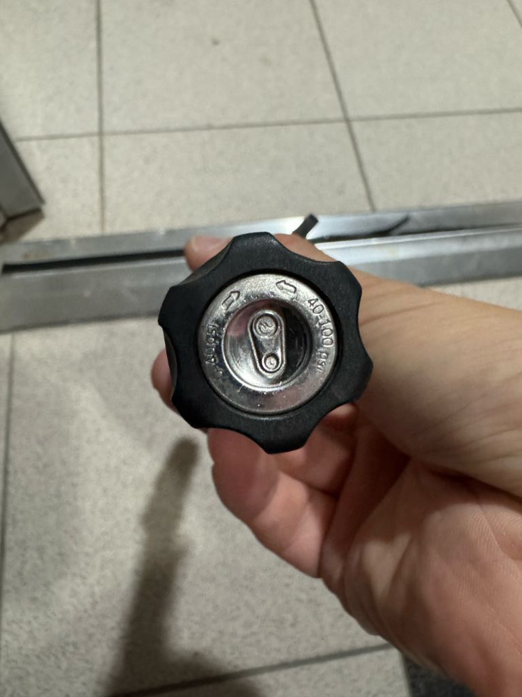 크랭크브라더스 휴대용 자전거 펌프 판매합니다. 이미지