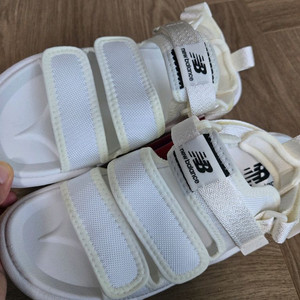 뉴발란스 남성 샌들270