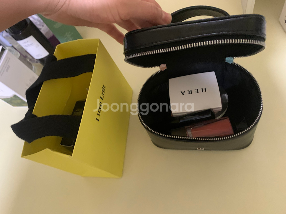 헤라 화장품 일괄(프라이머,컨실러 유통기한 임박해 증정--1