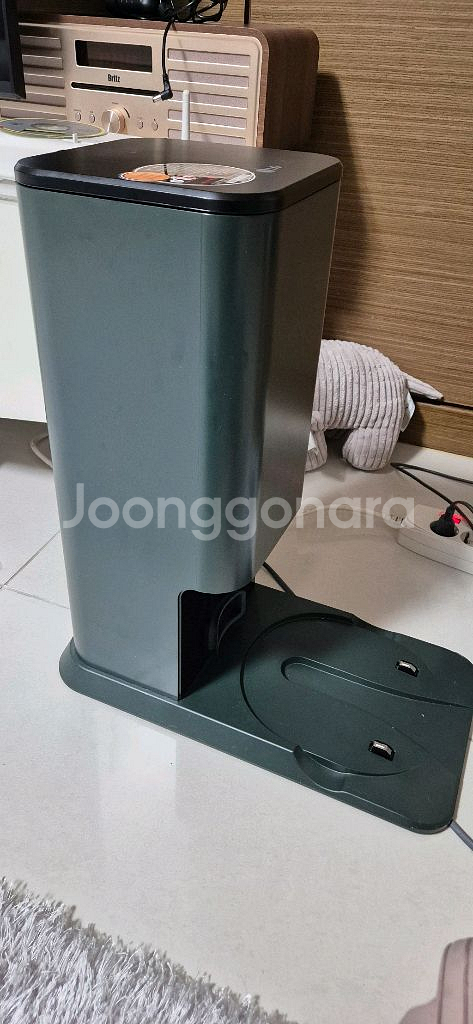 엘지 R9 로봇청소기용 올인원타워만 팝니다--1