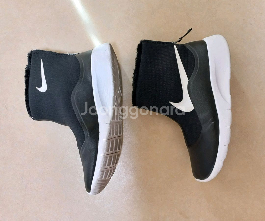 NIKE 나이키 , 탄준하이 겨울 부츠--3