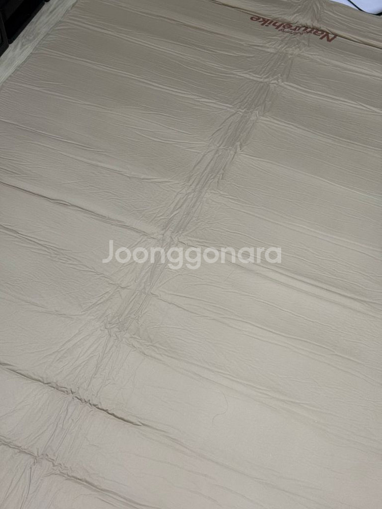 네이처하이크 10cm 에어매트 더블 판매합니다.--1