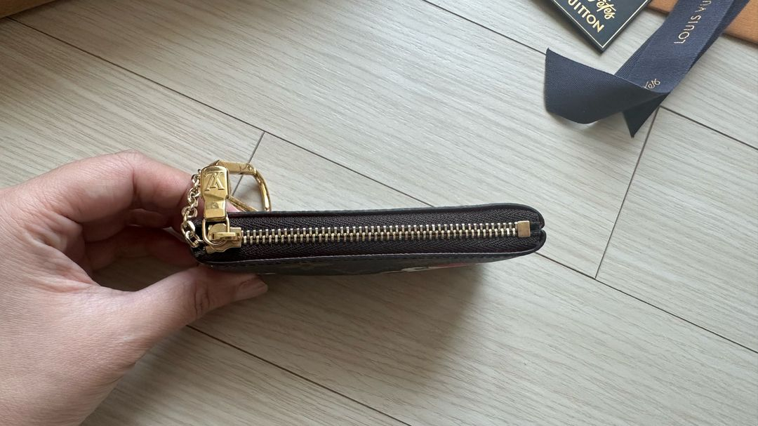 루이비통 키파우치--5
