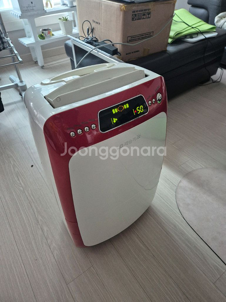 LG 휘센 제습기 10L 깨끗하고 제습 잘됩니다--2