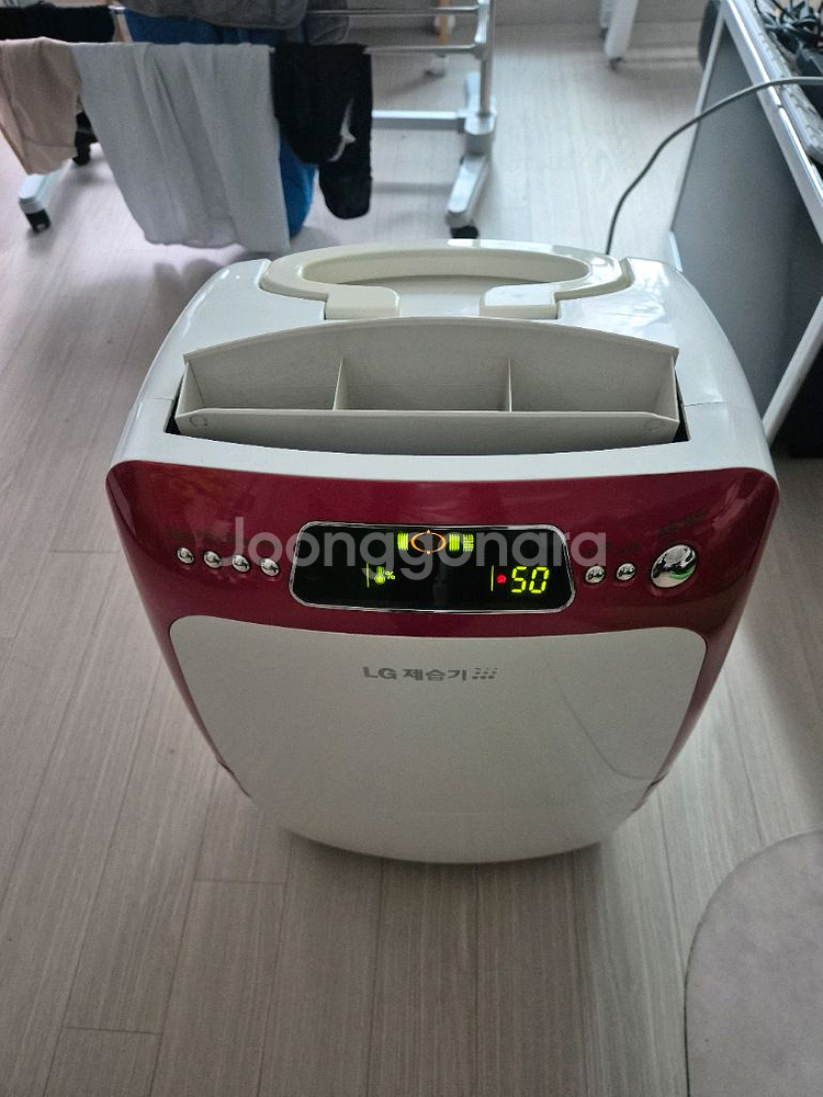 LG 휘센 제습기 10L 깨끗하고 제습 잘됩니다--8