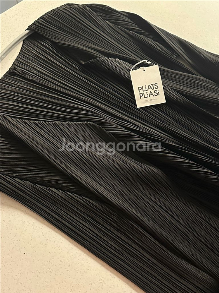 플리츠플리즈 베이직 가디건 블랙 3사이즈--1