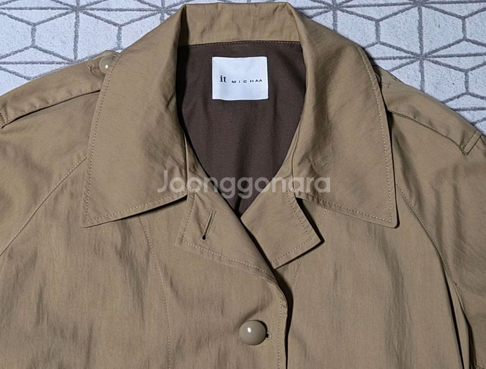 잇미샤 정품 트렌치코트 판매합니다--0