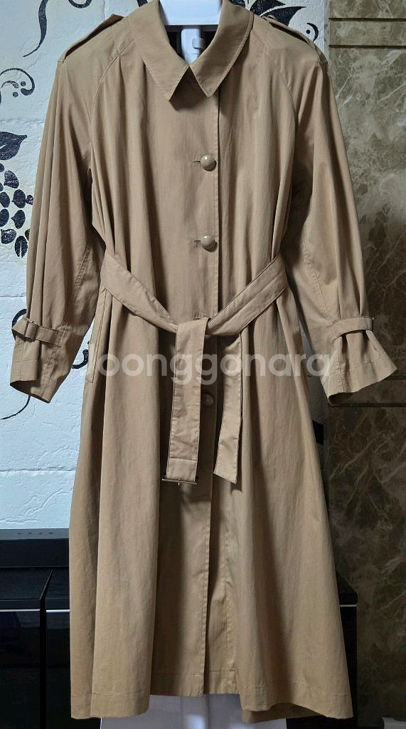 잇미샤 정품 트렌치코트 판매합니다--1