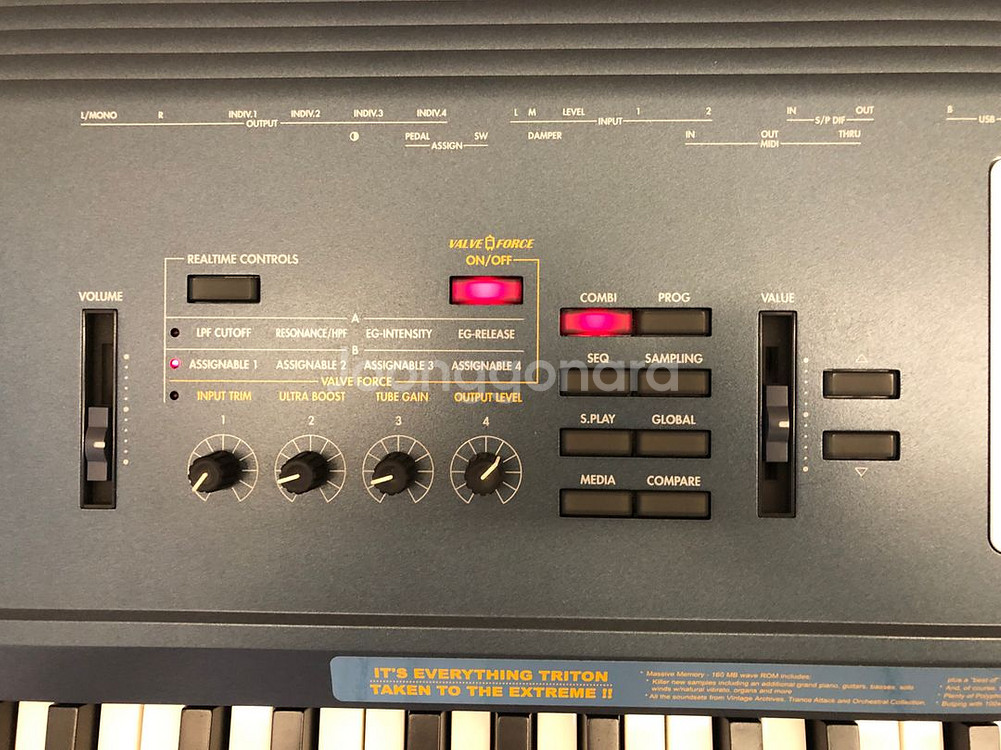 KORG TRITON Extreme 88건반 신디사이저--6