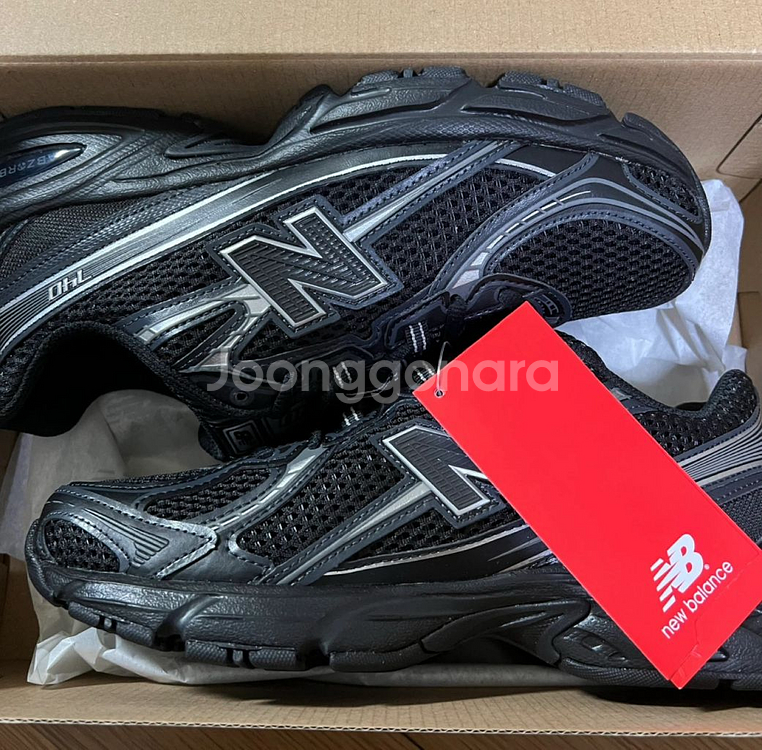 [새상품] 뉴발란스 740 블랙 실버 240--1