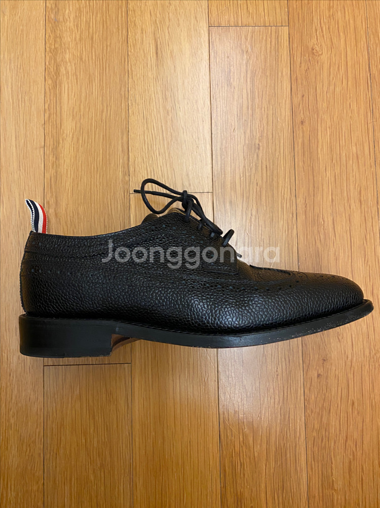 톰브라운 페블그레인 레더솔 롱윙 브로그 여성 블랙 38--2