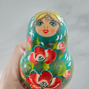 오뚜기인형, 소변보는인형