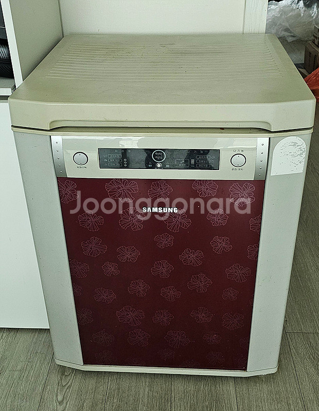 삼성 120리터 1등급 김치냉장고 SKRMA120R--0