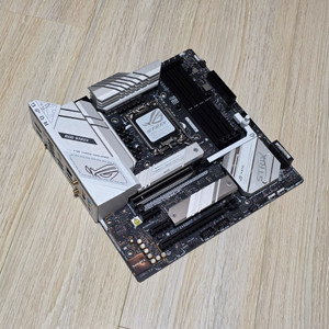 ASUS ROG STRIX B760-G 메인보드 판매