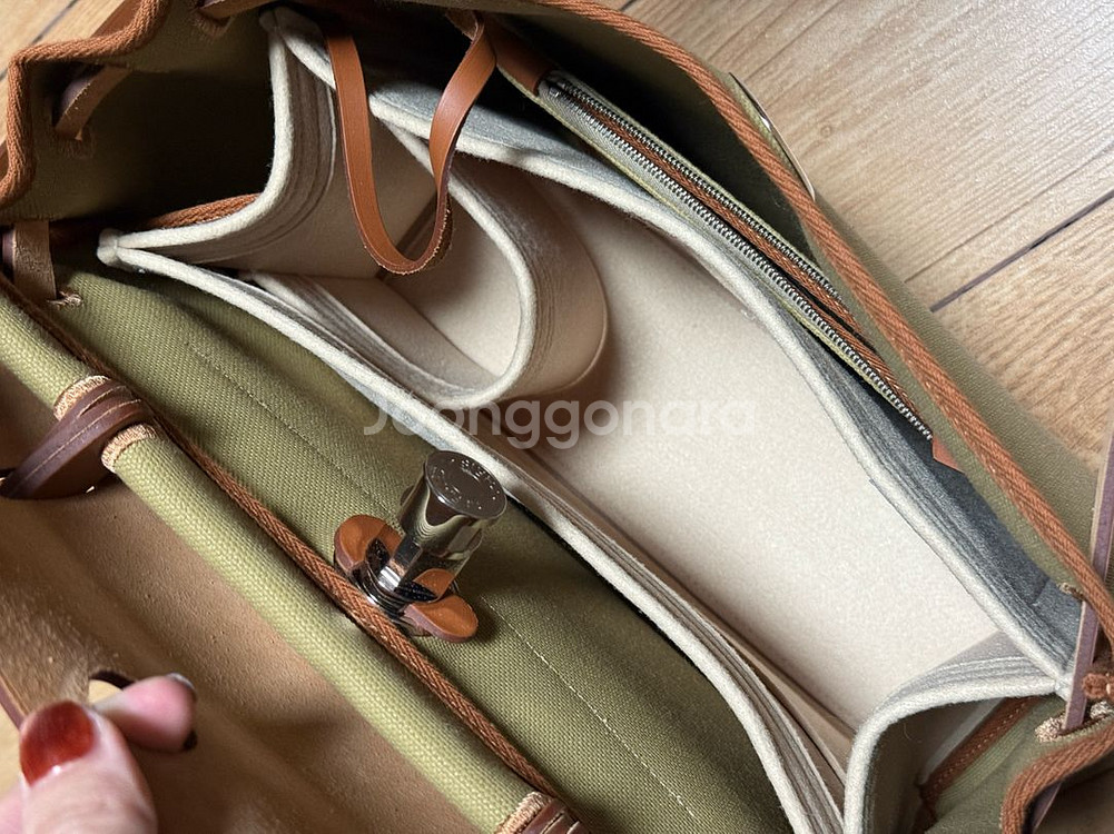 정품 에르메스 에르백31 베이지카키 캔버스--4