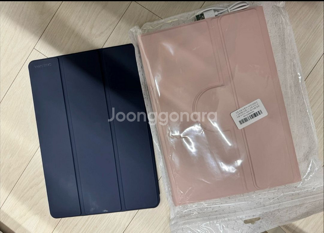 정품.갤럭시S9 FE 팝니다(키보드포함)--4