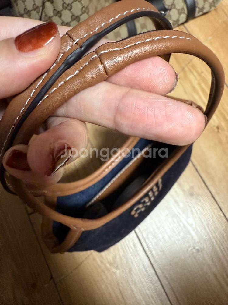 미우미우 데님 토트백) 잠실동 직거래시 에눌가능--1