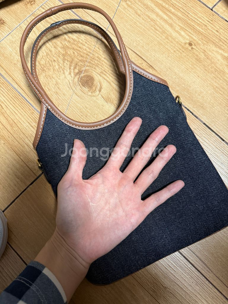 미우미우 데님 토트백) 잠실동 직거래시 에눌가능--6