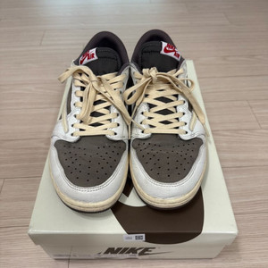 조던 x 스캇 리버스모카 270 나코탭