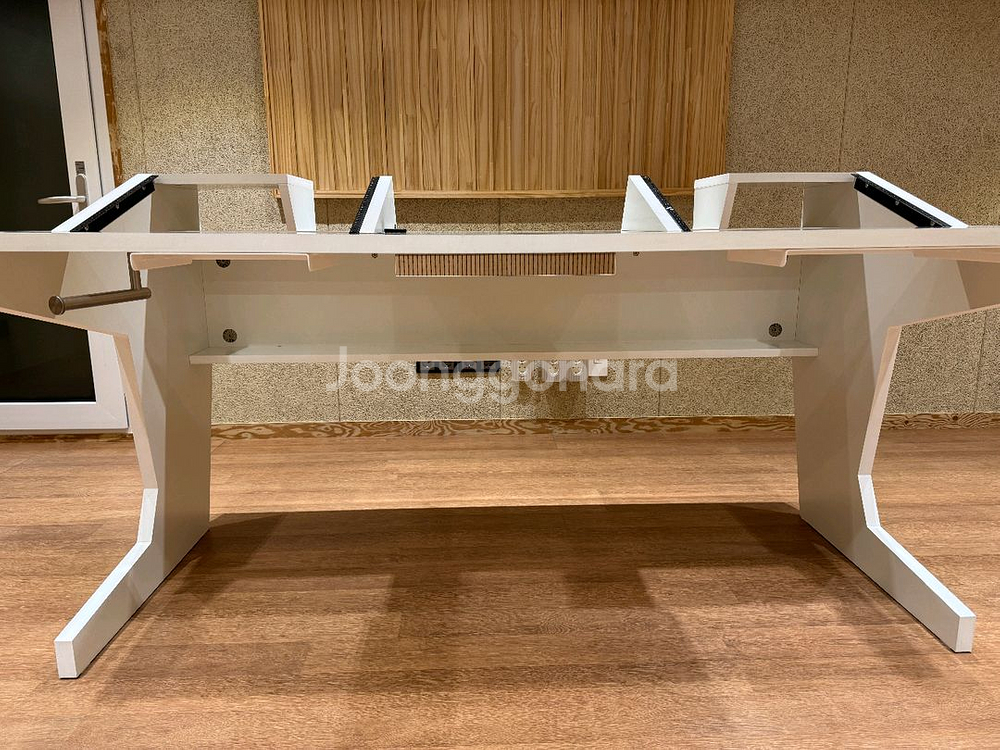 스튜디오디자인 미디데스크--2