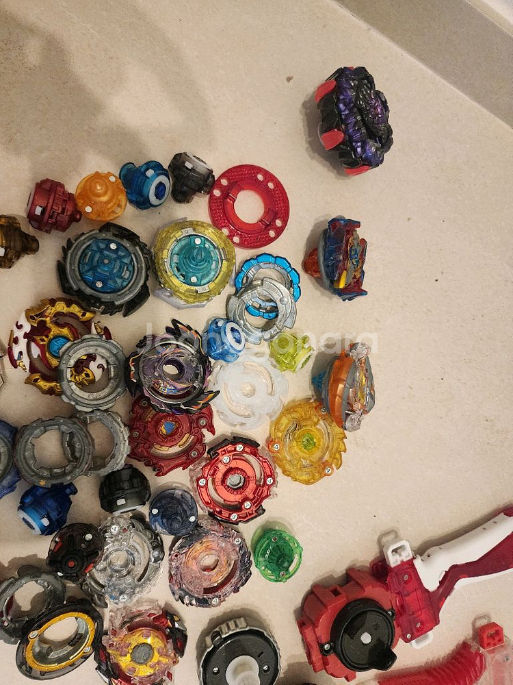 베이블레이드 팽이 일괄 약 20개 이상 구성품모두드림--0