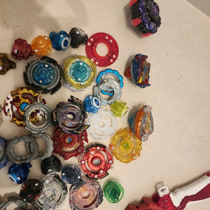 베이블레이드 팽이 일괄 약 20개 이상 구성품모두드림