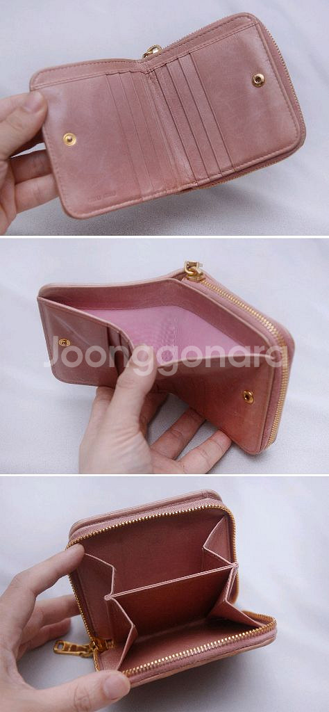 미우미우 마틀라쎄 럭스 지퍼 포켓 반지갑 (인디핑크)--4