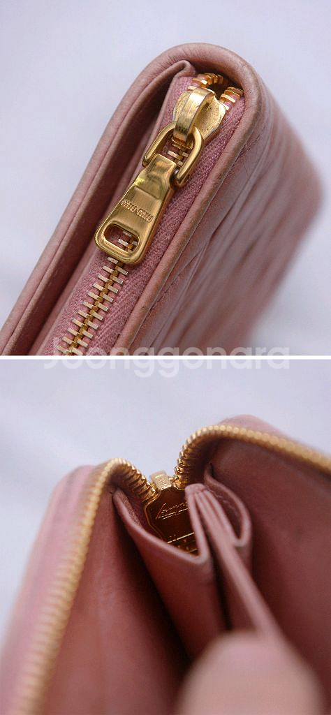 미우미우 마틀라쎄 럭스 지퍼 포켓 반지갑 (인디핑크)--7