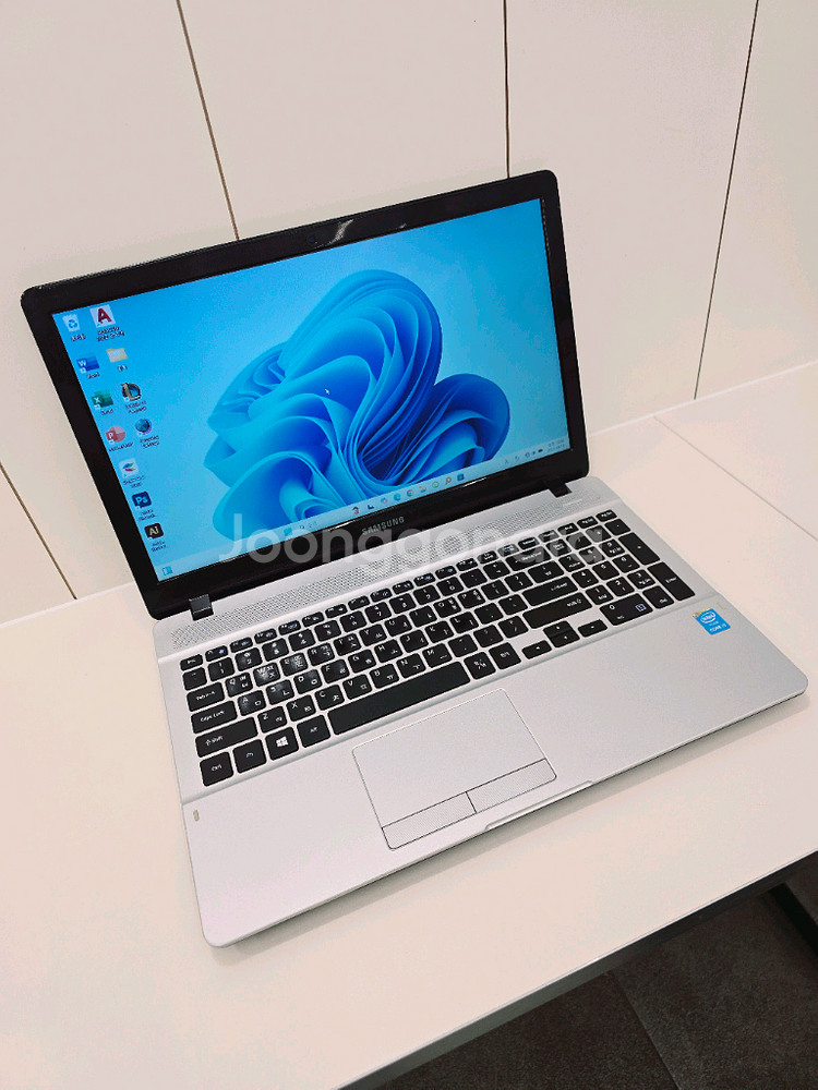 삼성 고성능 i7 사무용 노트북(램16GB,750GB)--6
