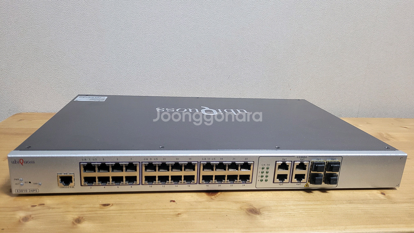 유비쿼스 E3010-24PS L2 PoE 스위치허브--0