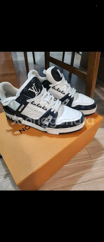 루이비통 트레이너스니커즈 (280)--1