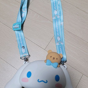 시나모롤 크로스백