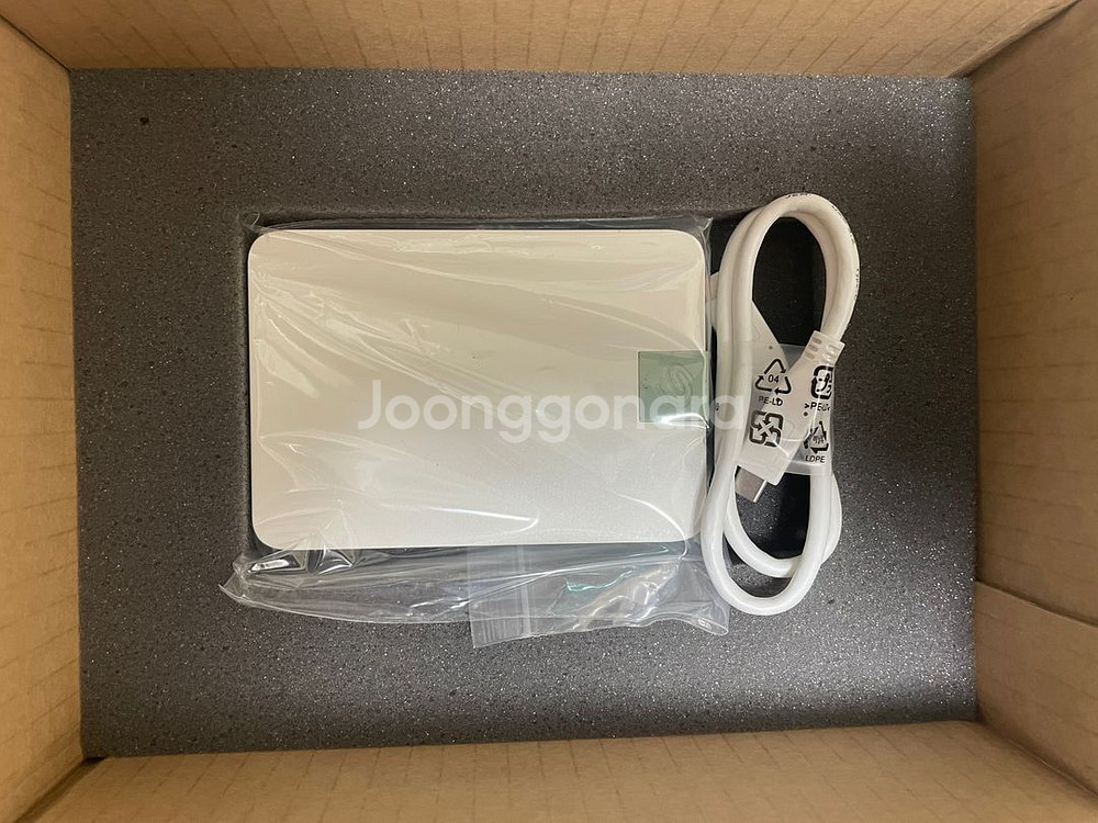 씨게이트 외장하드 리퍼 Ultra Touch 2TB--0
