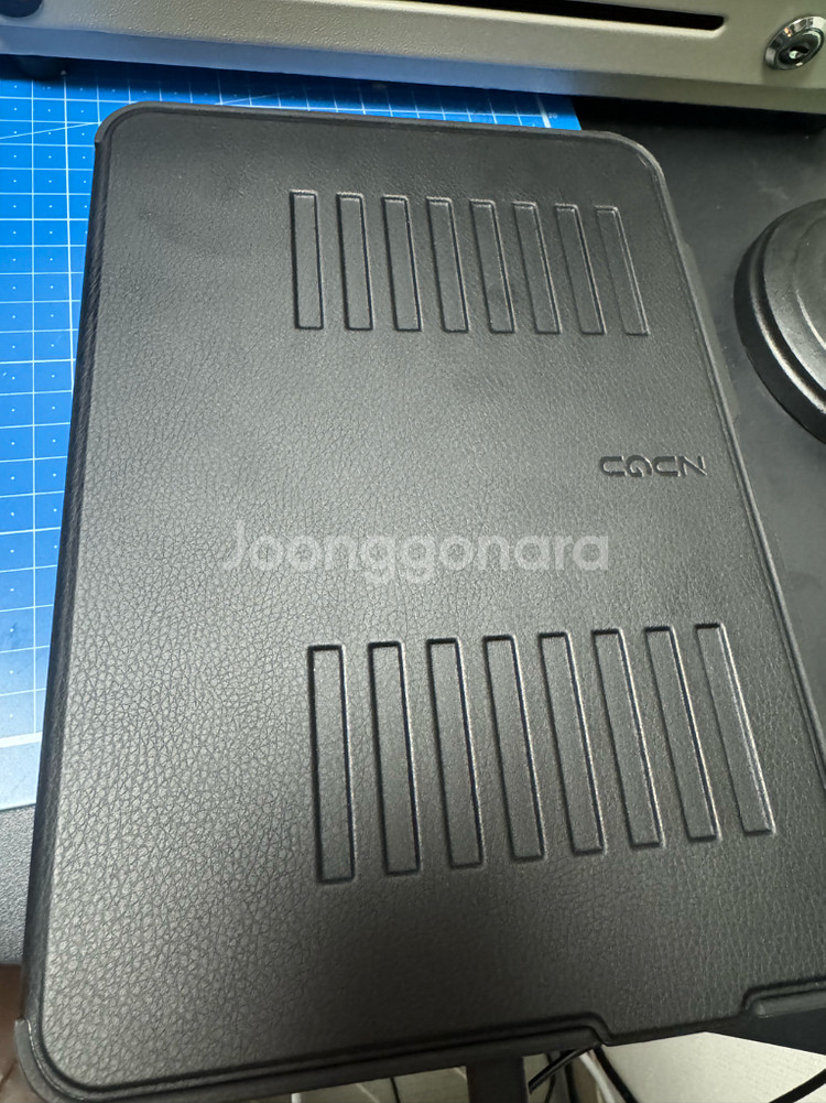 아이패드 프로 11 m4 1tb 판매합니다--0