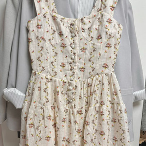 플라워 프린트 나시원피스 (자라 h&m st)